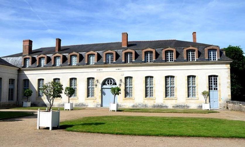 *** Domaine Des Noyers - Proche Centre Ville Châteauneuf-sur-Loire Exterior photo